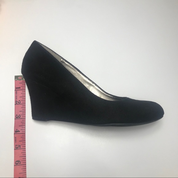 Dexter black suede wedges size 7 - Picture 8 of 8
